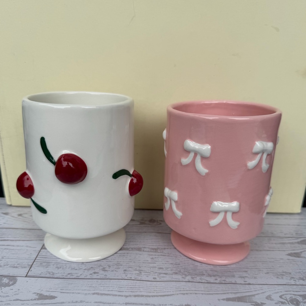 Target Cherry & Bow Makeup Brush Holder